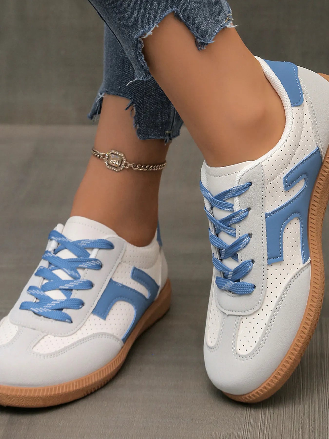 305edfca15314dbf9d9db0096f0c870f-Max-Origin