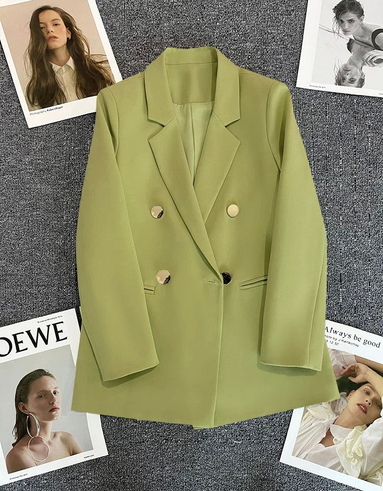 Jaqueta feminina branca com fivela de metal verde, casual, versátil, de alta qu