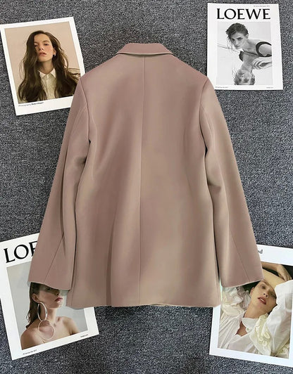 Jaqueta feminina branca com fivela de metal verde, casual, versátil, de alta qu