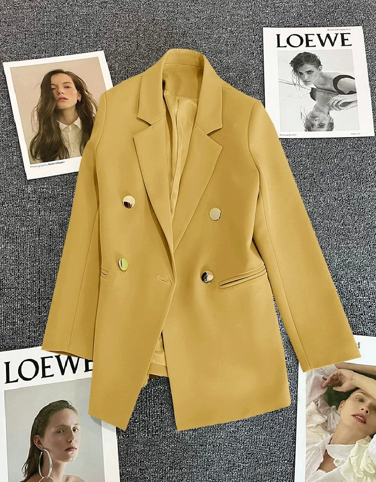 Jaqueta feminina branca com fivela de metal verde, casual, versátil, de alta qu