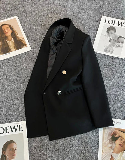 Jaqueta feminina branca com fivela de metal verde, casual, versátil, de alta qu